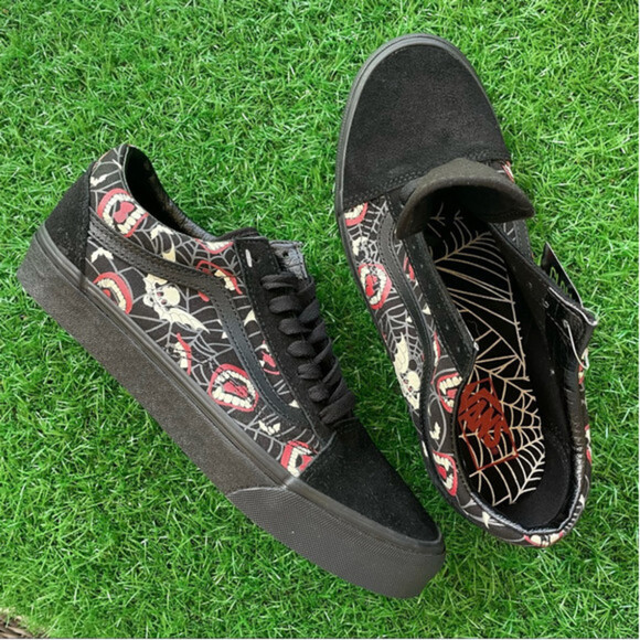 Vans Old Skool Glow Frights - Picture 2 of 7